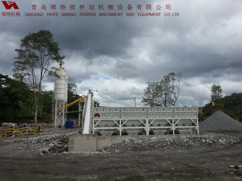 輝特混凝土攪拌站HZS90攪拌臂布置合理，攪拌性能強