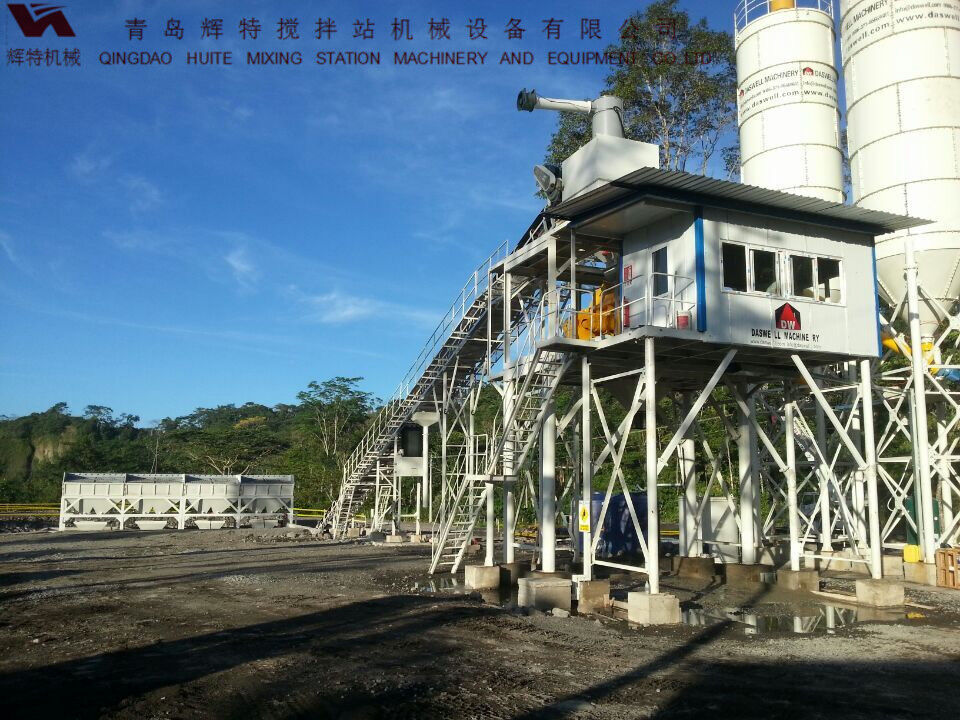 輝特混凝土攪拌站HZS90攪拌臂布置合理，攪拌性能強