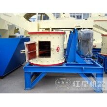 自行式沙石破碎機價格不貴，經(jīng)濟實惠ZQ82