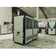 船舶焊接常用冷風(fēng)機(jī)降溫制冷，船艙焊接專用冷風(fēng)機(jī)降溫制冷，船艙焊接常用冷凍機(jī)降溫，船艙焊接采用冷卻機(jī)降溫制冷