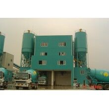 如何選購(gòu)混凝土攪拌站澤宇重工HLS180攪拌樓